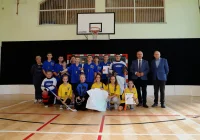 Młodzież ze Szkoły Podstawowej nr2 w Starej Wsi Mistrzami gminy w unihokeju - zdjęcie główne