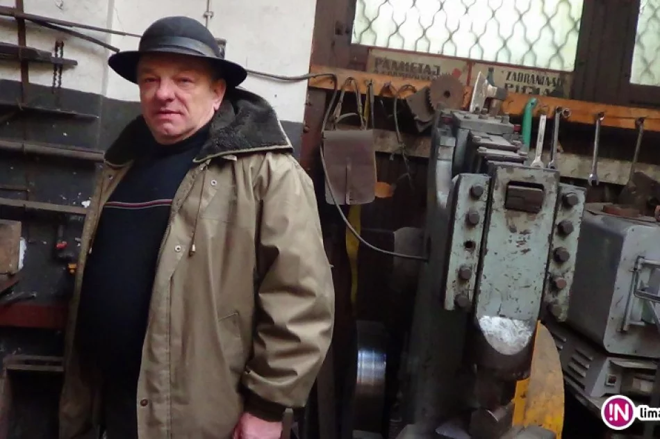 Kowal z Pisarzowej na „nocnym kuciu kos” pod Olkuszem - zdjęcie 2