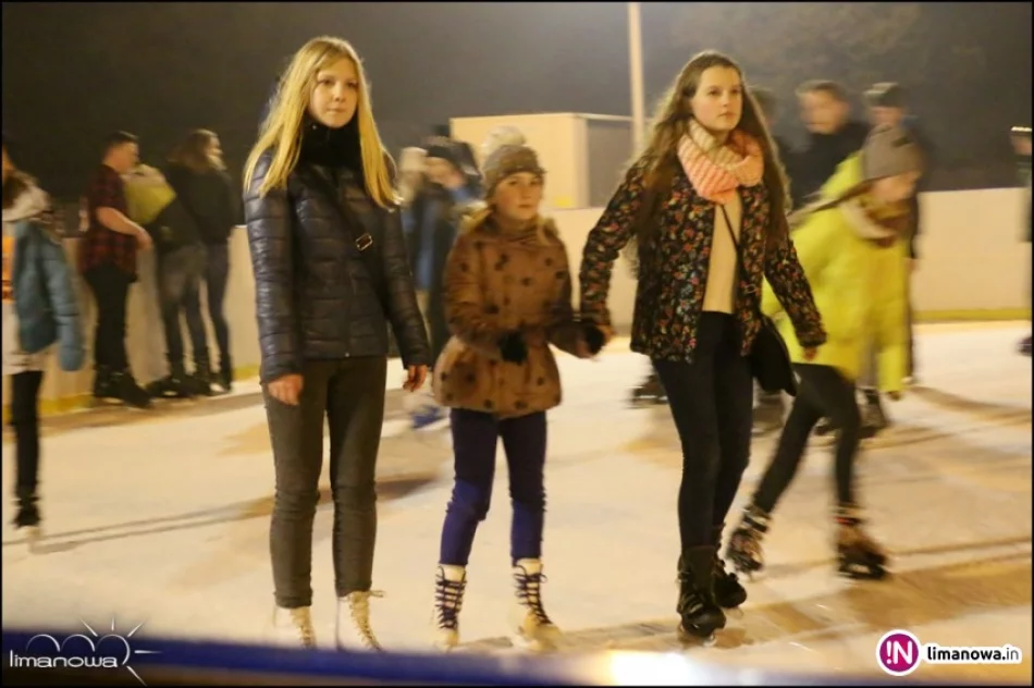 Ice Party na lodowisku - zdjęcie 2