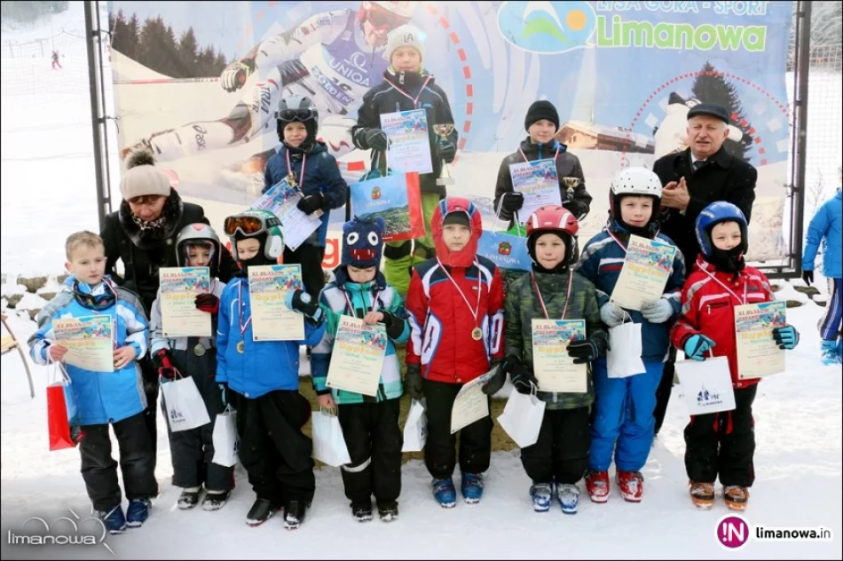 XI Slalom Gigant o Puchar Burmistrza Miasta Limanowa - zjeżdżali mali i duzi - zdjęcie 3