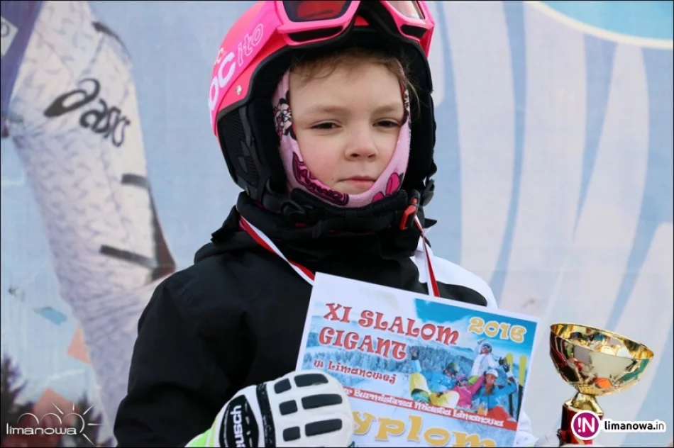 XI Slalom Gigant o Puchar Burmistrza Miasta Limanowa - zjeżdżali mali i duzi - zdjęcie 4