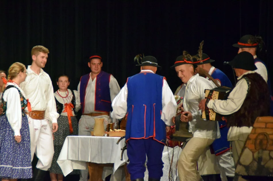 Nagroda dla Zespołu Regionalnemu ,,Spod Kicek” z Mordarki - zdjęcie 12