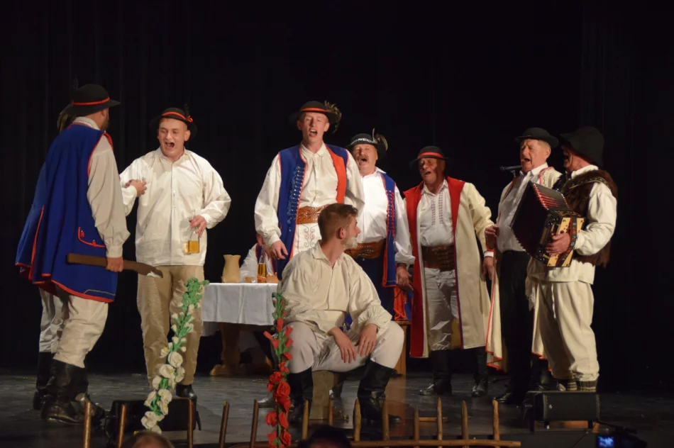 Nagroda dla Zespołu Regionalnemu ,,Spod Kicek” z Mordarki - zdjęcie 15