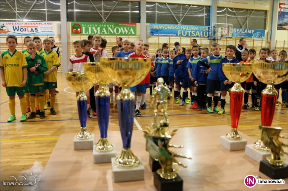 VIII Turniej Charytatywny 2016: 'Zagraj z nami dla... Kubusia' - zdjęcie 3