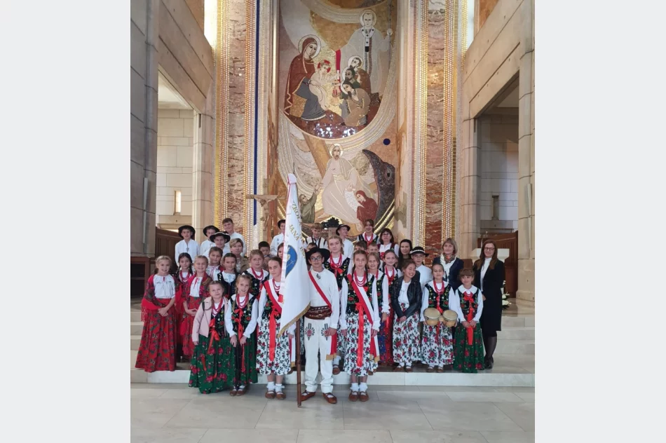 Spotkanie uczniów papieskich szkół - zdjęcie 2