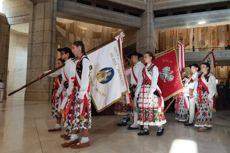 Spotkanie uczniów papieskich szkół - zdjęcie 4