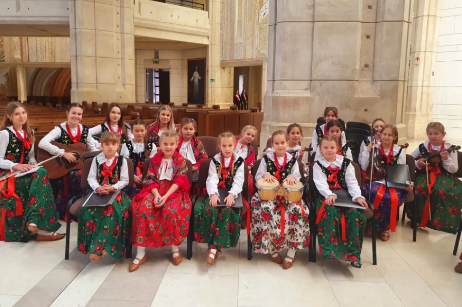 Spotkanie uczniów papieskich szkół - zdjęcie 7