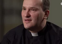 Jako kleryk był molestowany, będąc sekretarzem - nagrywał biskupa - zdjęcie główne