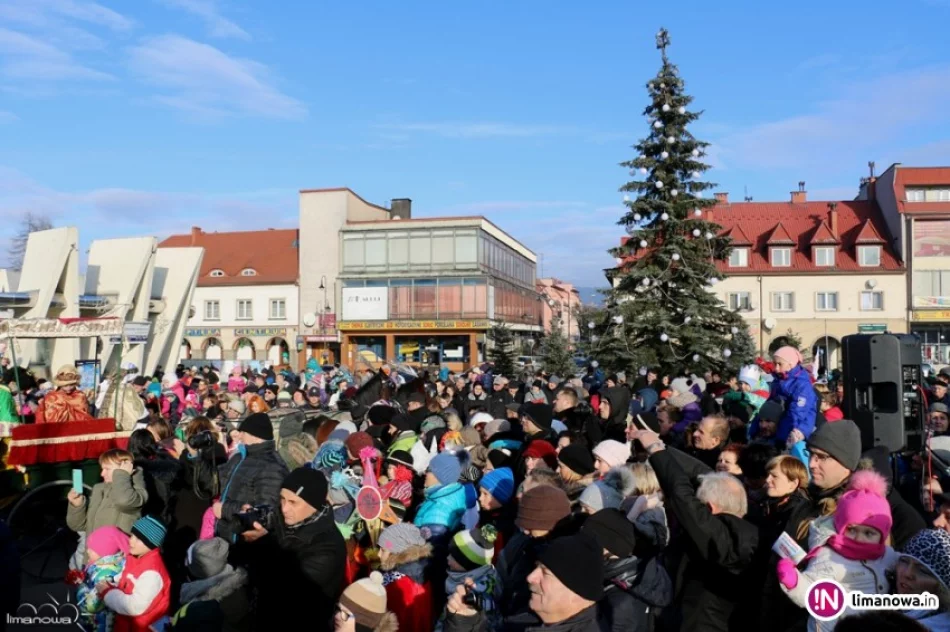 Kolorowy Orszak Trzech Króli przeszedł ulicami miasta - zdjęcie 3