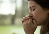 Pozwólmy sobie popłakać - zdjęcie główne