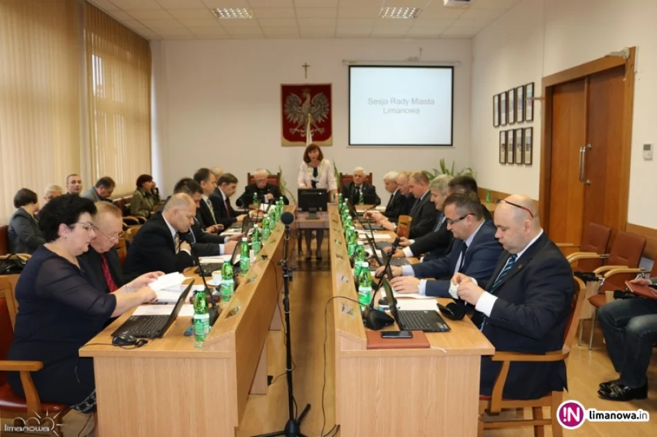 Kolędnicy na sesji Rady Miasta Limanowa - zdjęcie 4