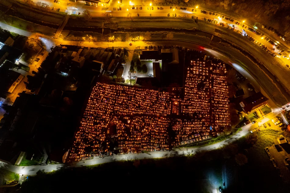 Cmentarze w Limanowej z lotu ptaka w uroczystość Wszystkich Świętych - zdjęcie 2