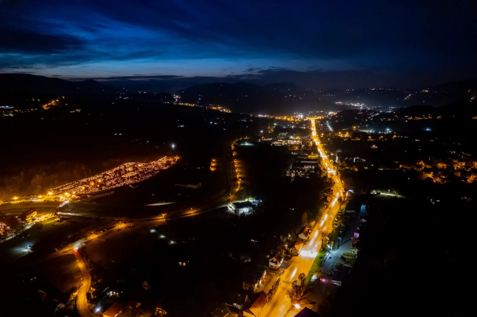 Cmentarze w Limanowej z lotu ptaka w uroczystość Wszystkich Świętych - zdjęcie 6