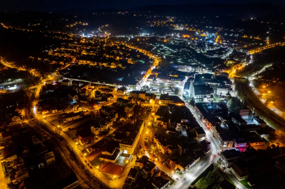Cmentarze w Limanowej z lotu ptaka w uroczystość Wszystkich Świętych - zdjęcie 8
