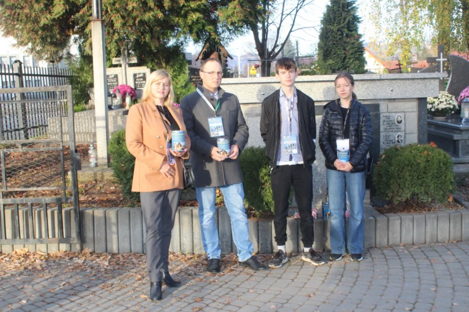 Udana kwesta na rzecz zabytkowych nagrobków - zdjęcie 5