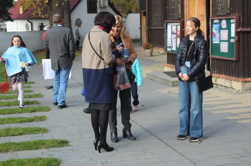Udana kwesta na rzecz zabytkowych nagrobków - zdjęcie 6