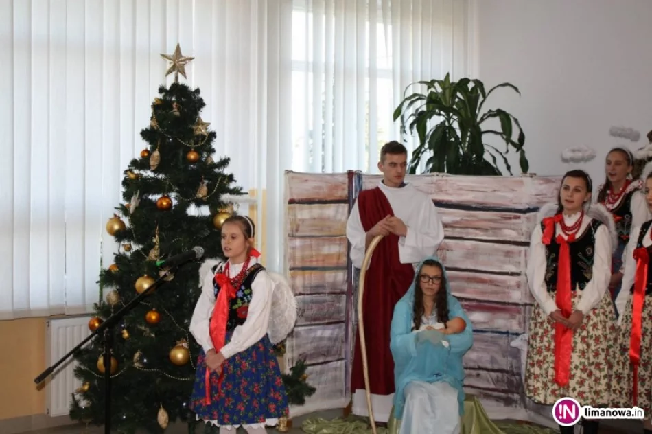 Świąteczny Czas w ZS nr 1 w Męcinie! - zdjęcie 4
