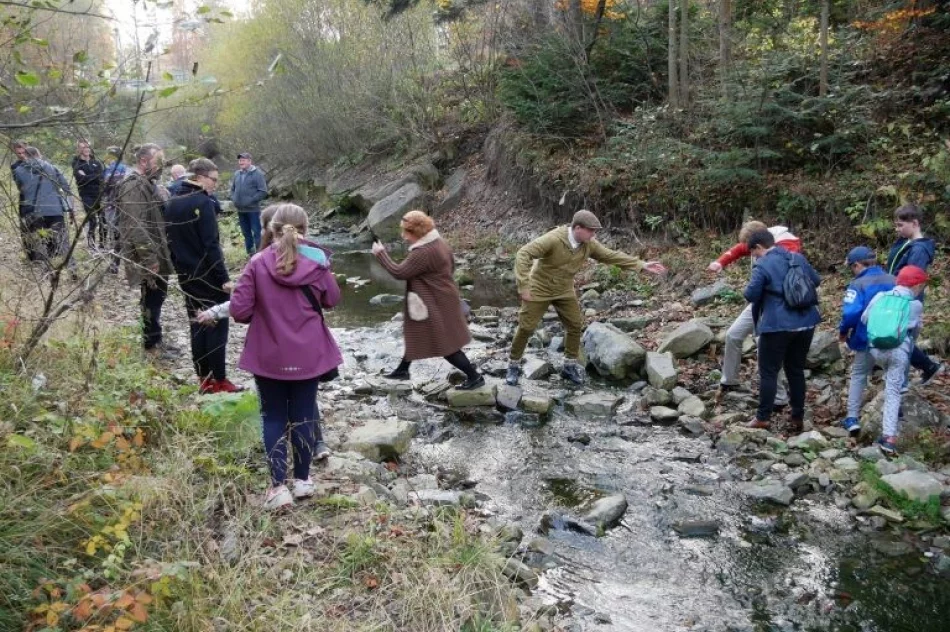 Wędrowali szlakami AK i w miejsca zagłady - zdjęcie 2