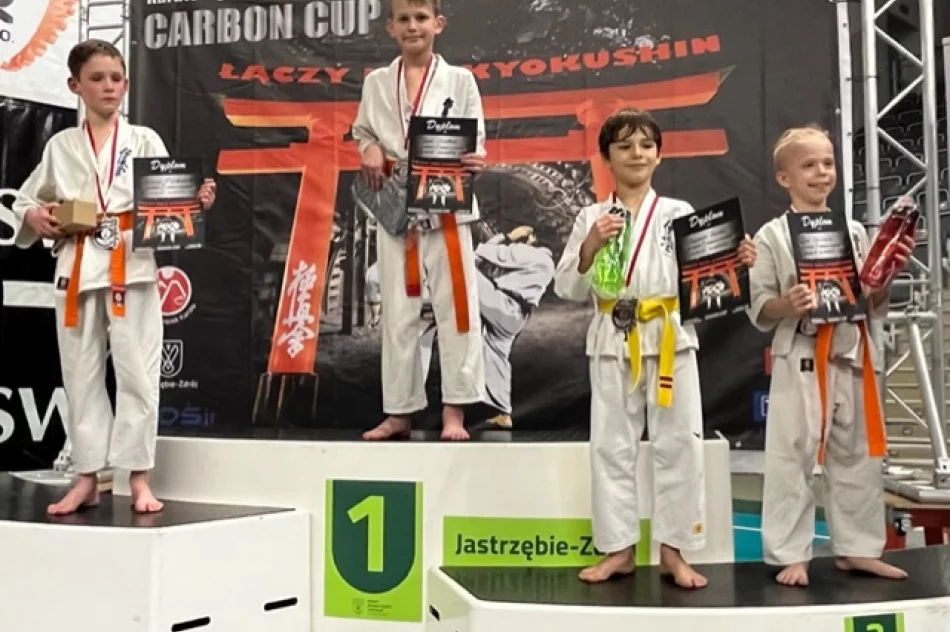 9 medali dla karateków ARS Klub Kyokushiniai – Limanowa na Międzynarodowym Turnieju Karate Kyokushin CARBON CUP w Jastrzębiu Zdroju - zdjęcie 5