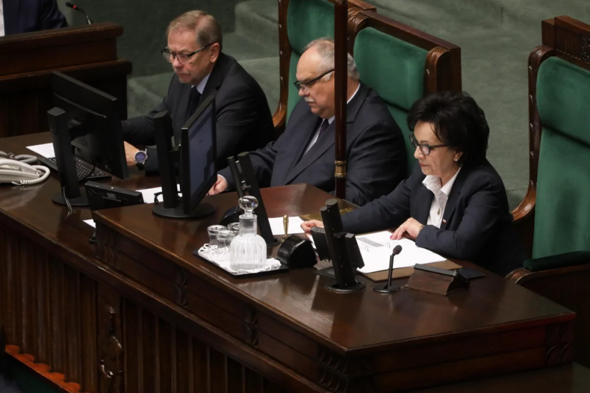 ​Sejm odrzucił sprzeciw Senatu wobec ustawy wydłużającej kadencję samorządów