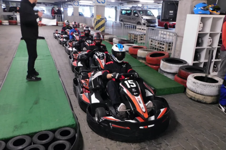 Mechanik organizował zawody kartingowe  - zdjęcie 7