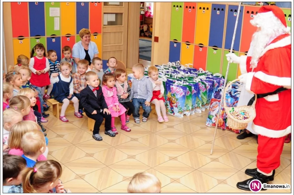 Wizyta Mikołaja w żłobku - zdjęcie 2