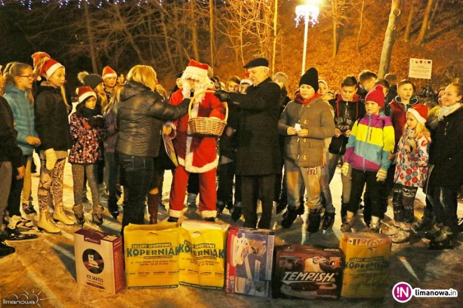 Tłumy na otwarciu lodowiska! - zdjęcie 2