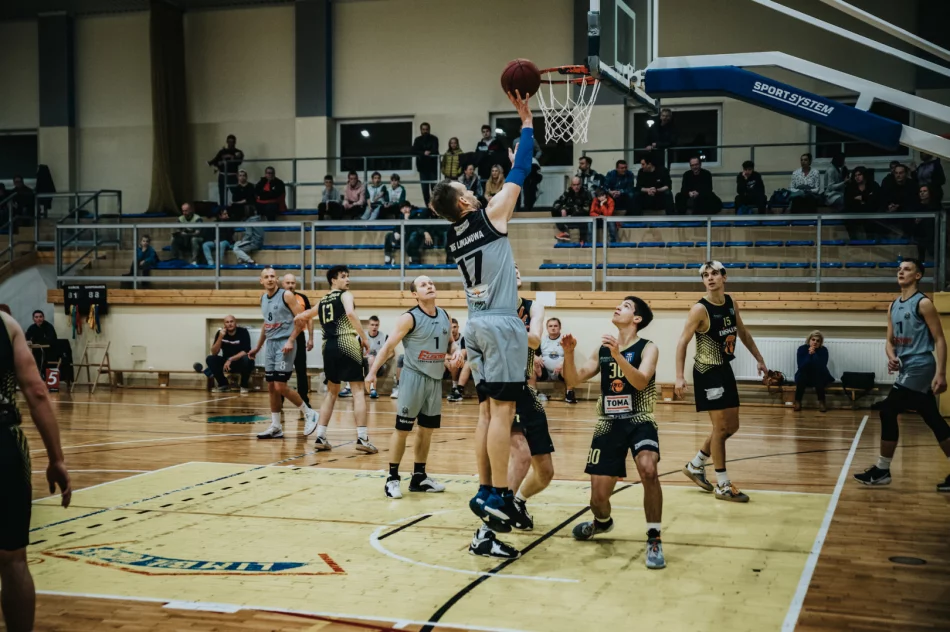 Regis wyjeżdża z tarczą - zdjęcie 10