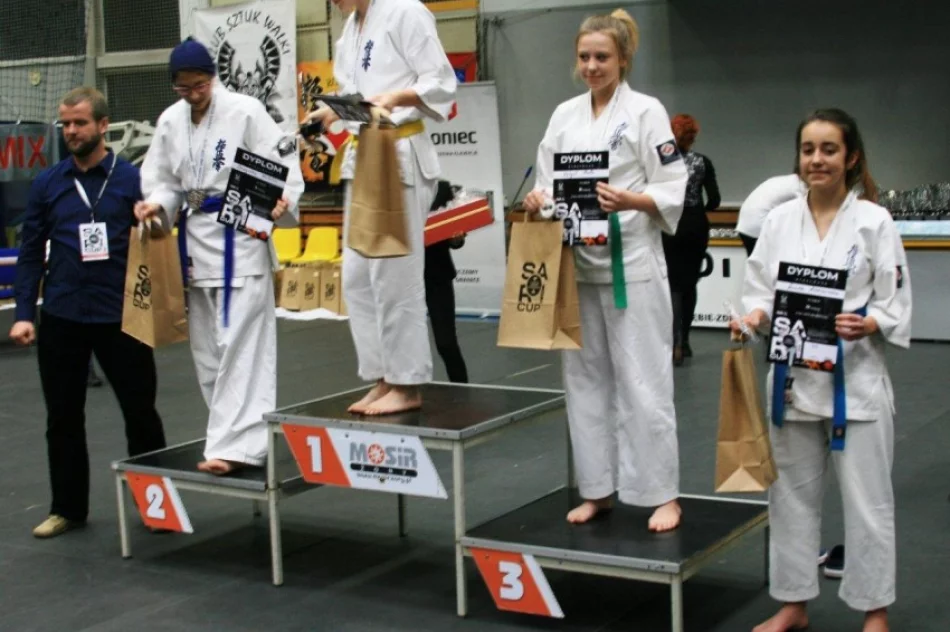 Kolejne medale zawodników ARS Klub Kyokushinkai – Limanowa - zdjęcie 3