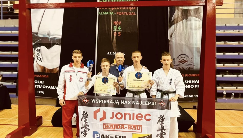 Trójka Limanowian BRĄZOWYMI MEDALISTAMI 35 Mistrzostw Europy KARATE KYOKUSHIN w Lizbonie - zdjęcie 1