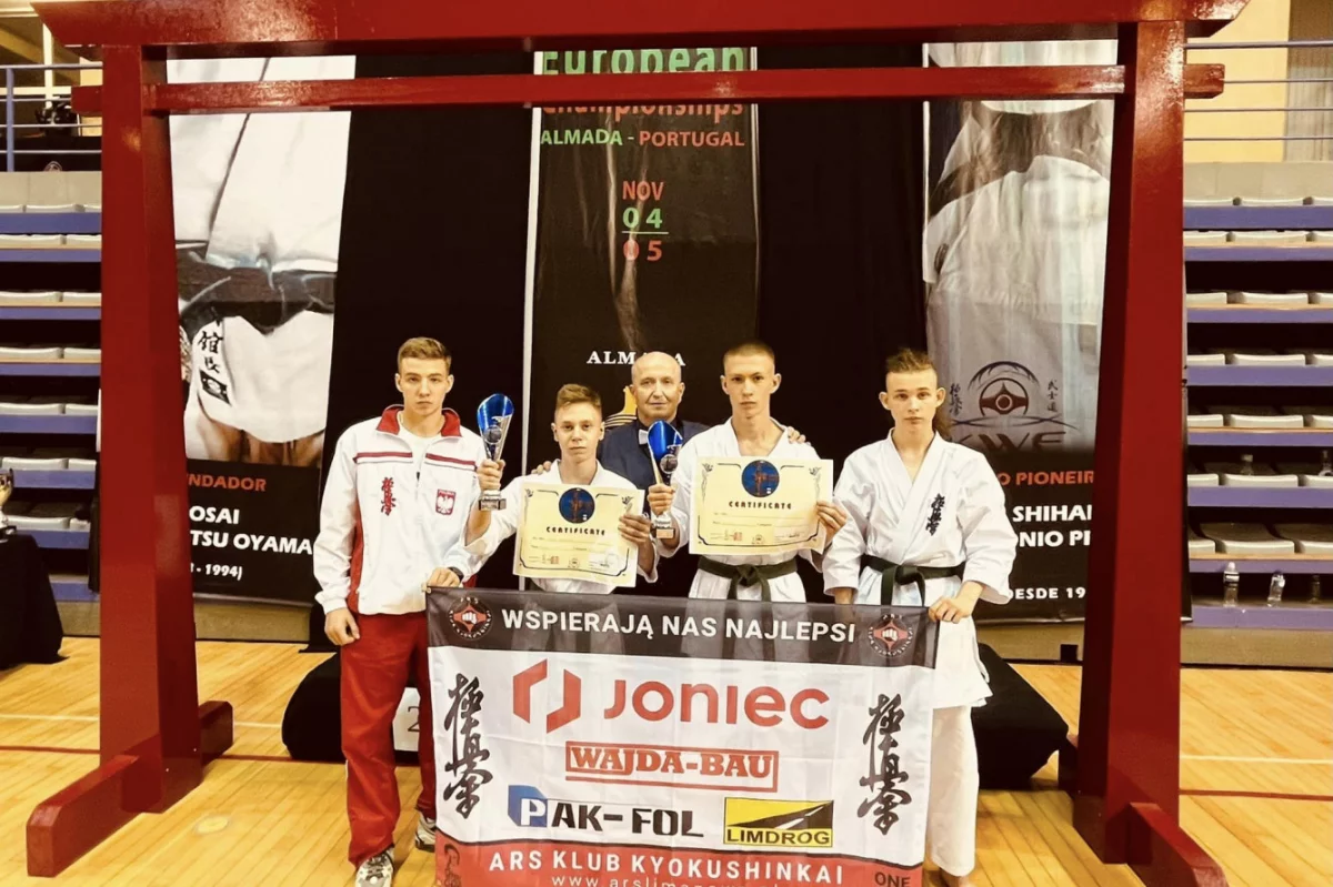 Trójka Limanowian BRĄZOWYMI MEDALISTAMI 35 Mistrzostw Europy KARATE KYOKUSHIN w Lizbonie