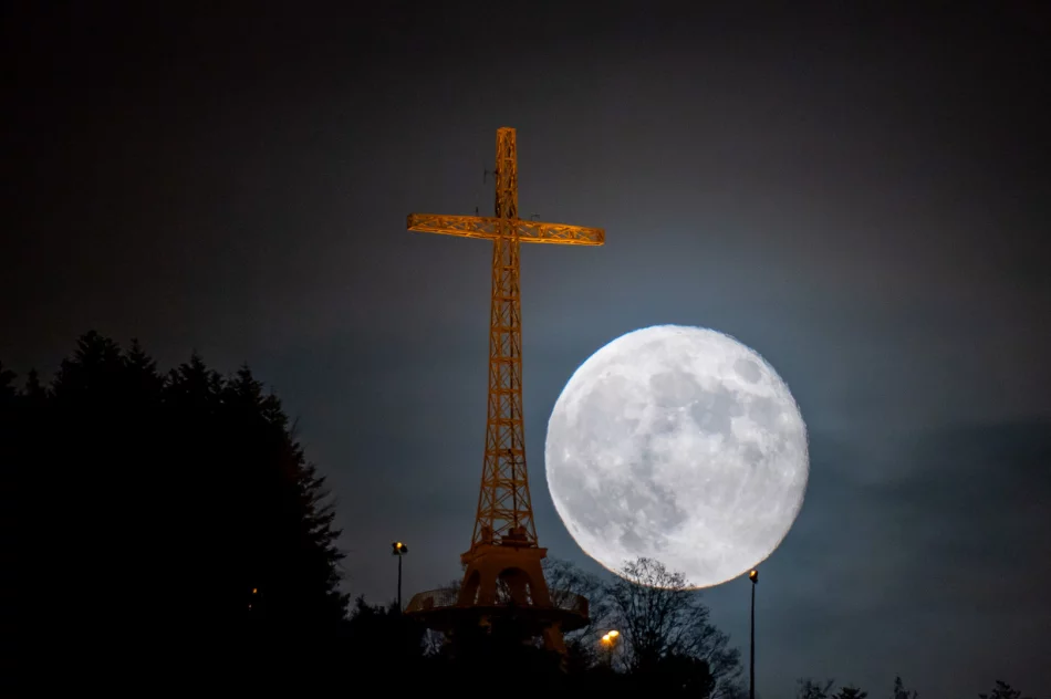 Dzisiejszy wschód Księżyca w Limanowej - zdjęcie 6