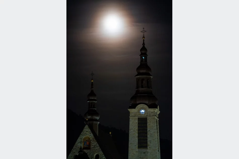 Dzisiejszy wschód Księżyca w Limanowej - zdjęcie 11