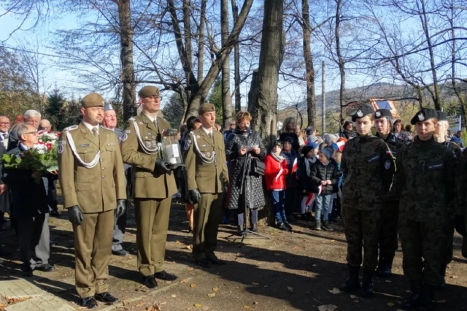 Obchody Święta Niepodległości w Łososinie Górnej - zdjęcie 5