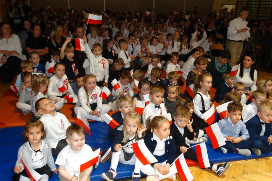 Obchody Święta Niepodległości w Łososinie Górnej - zdjęcie 10