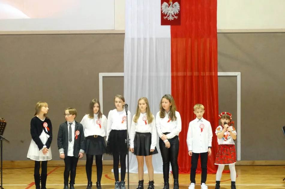 Obchody Święta Niepodległości w Łososinie Górnej - zdjęcie 11