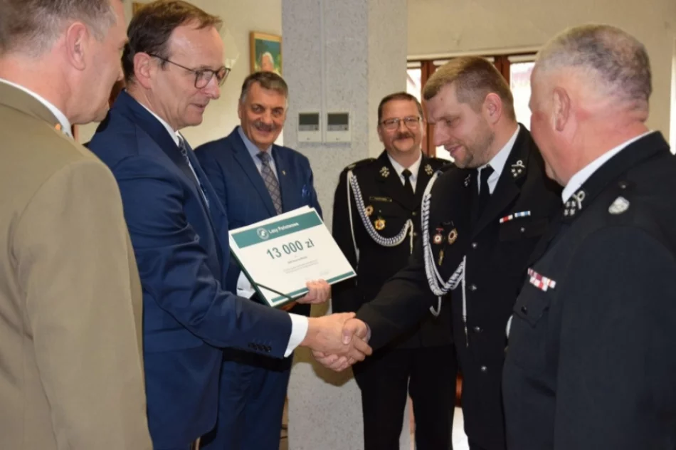 Dzięki dotacjom strażacy kupili sprzęt - zdjęcie 9