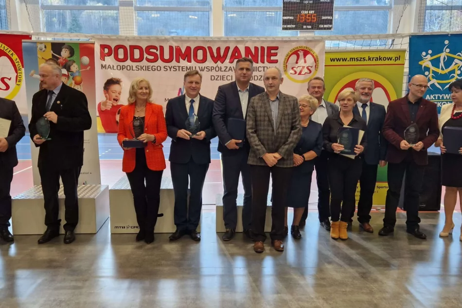 Podsumowanie Współzawodnictwa Sportowego Dzieci i Młodzieży Szkolnej M SZS: wyróżnienia dla najlepszych - zdjęcie 3