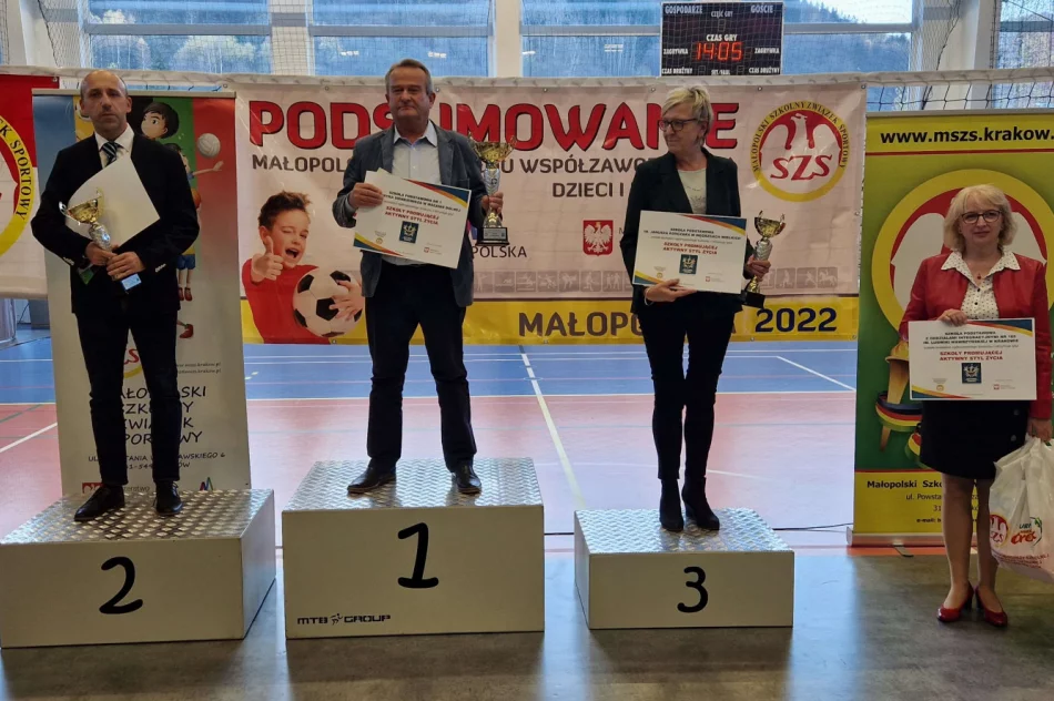 Podsumowanie Współzawodnictwa Sportowego Dzieci i Młodzieży Szkolnej M SZS: wyróżnienia dla najlepszych - zdjęcie 5
