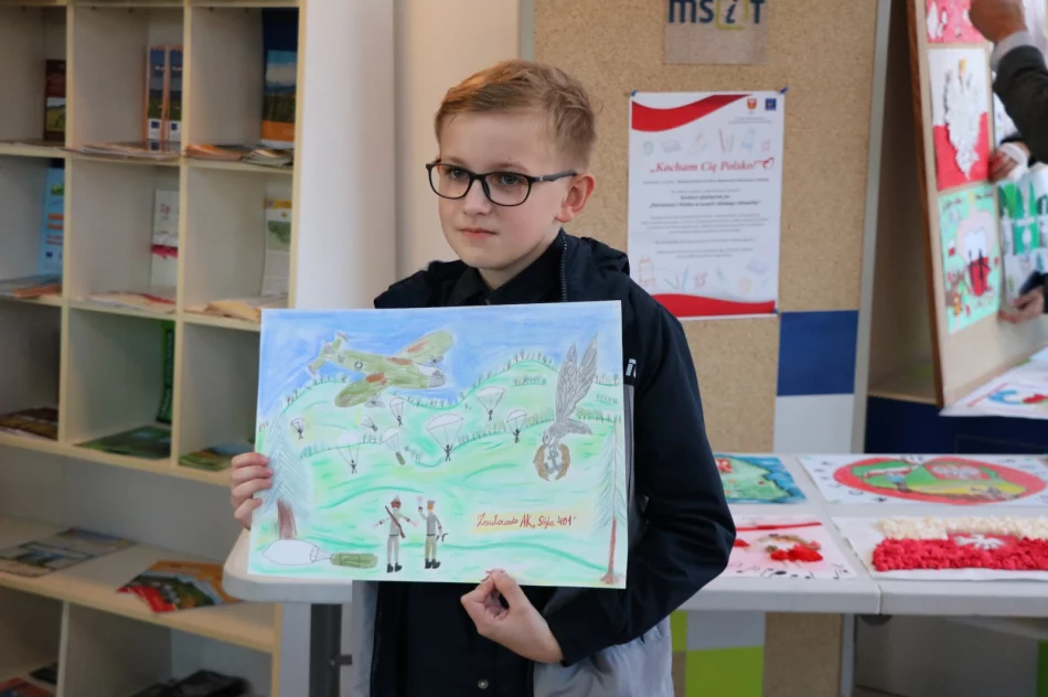 Rozstrzygniecie konkursu pn. ,,Patriotyzm i Polska w oczach młodego człowieka" - zdjęcie 10