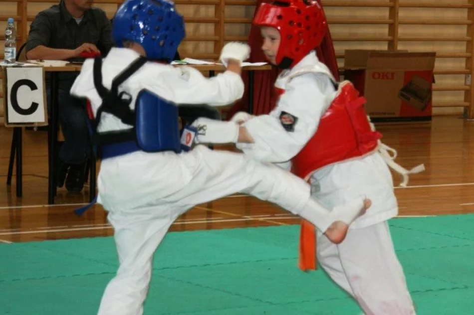 Kolejne sukcesy karateków ARS Klub Kyokushinkai – Limanowa - zdjęcie 4