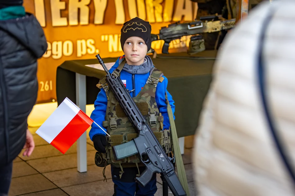 Obchody 104. rocznicy odzyskania przez Polskę niepodległości - zdjęcie 15