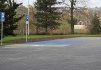 Parking przy szkole gotowy - zdjęcie główne