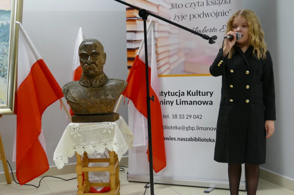 Zorganizowali patriotyczną wieczornicę - zdjęcie 7