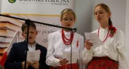 "Od przedszkola do seniora"- wieczornica patriotyczna w świetlicy w Pisarzowej - zdjęcie 4