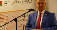 "Od przedszkola do seniora"- wieczornica patriotyczna w świetlicy w Pisarzowej - zdjęcie 5