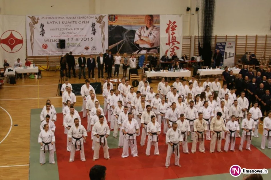 Emilia Poręba zawodniczka ARS Klub Kyokushinkai  brązową medalistką Mistrzostw Polski - zdjęcie 2