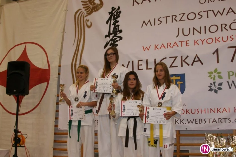 Emilia Poręba zawodniczka ARS Klub Kyokushinkai  brązową medalistką Mistrzostw Polski - zdjęcie 4