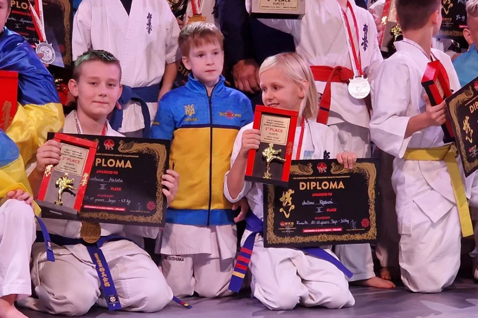 2 brązowe medale na 5 Wagowych Mistrzostwach Europy WKB w Dębicy dla zawodników Limanowskiego Klubu Kyokushin Karate - zdjęcie 3