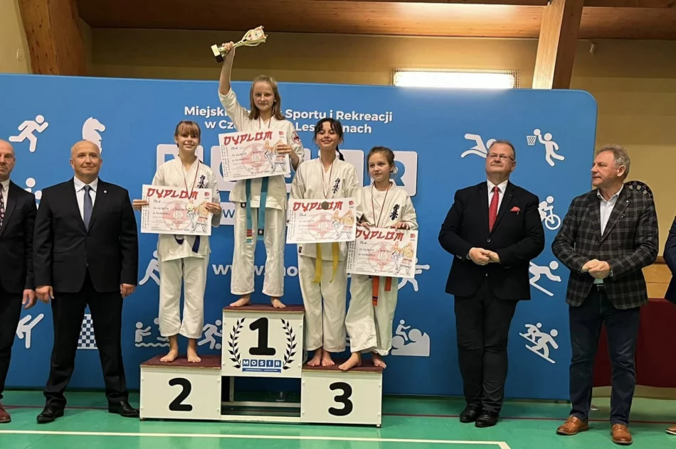 Tuzin medali podczas Otwartych Mistrzostw Powiatu Rybnickiego dla karateków ARS Klub Kyokushinkai - zdjęcie 11